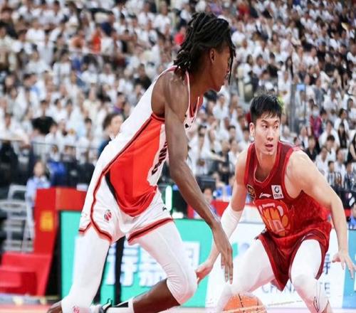 已经签下四名外援！CBA豪门不摆烂了，大手笔投入冲击季后赛