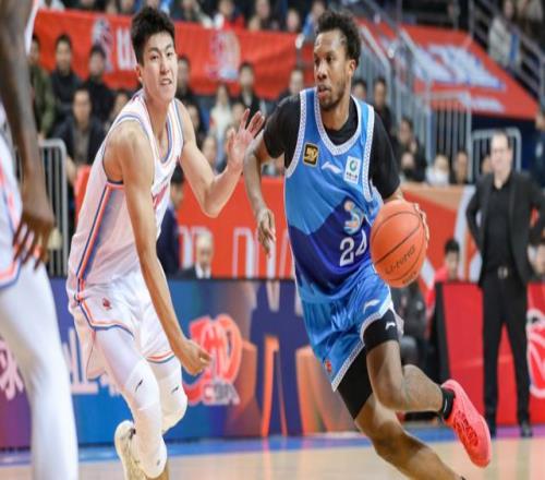 CBA最新消息！路易斯金加盟新疆，浙江官宣新援，北京报价克罗斯