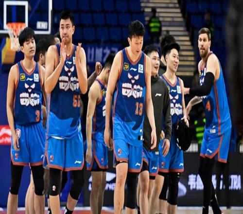 新赛季唯一全华班的球队曾经的冠军豪门，离开CBA只是时间问题
