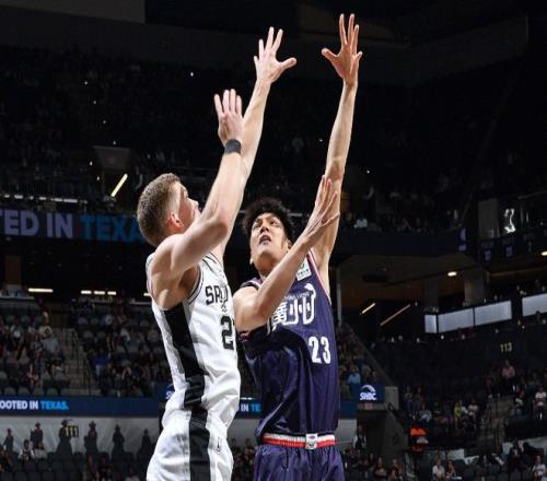 惨败马刺中本土球员唯一的亮点！昔日状元郎的生涯迎来了转机