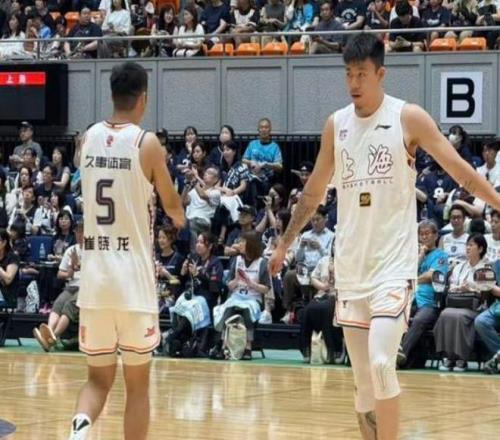 热身赛上海惨败，张镇麟7分，崔晓龙2分林葳正式加盟NCAA