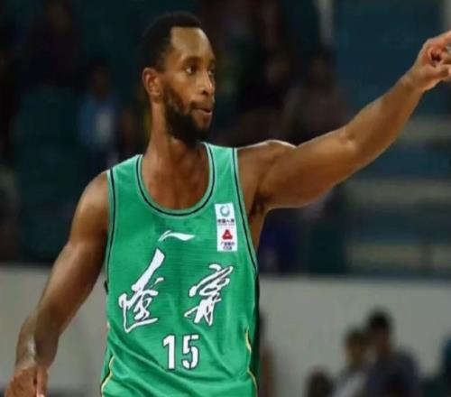 辽宁三冠外援将重返CBA，广东旧将率队夺冠新疆锋线大将增加持球