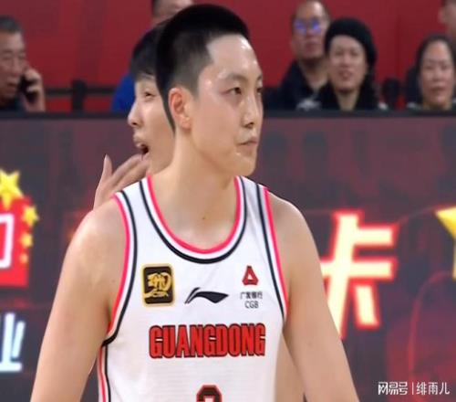 确认到位！男篮最强分卫加盟广东队，杜锋终于迎来争冠底牌！