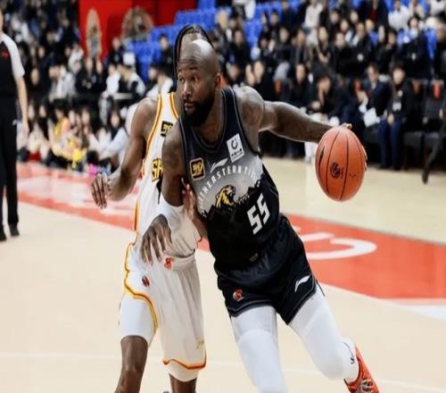 最强劳模也要休息了，前最佳外援正式表态，明年1月还会相见吗