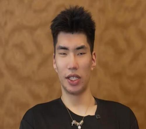 余嘉豪：我在打CBA之前以及过程中一直有过去海外发展的想法