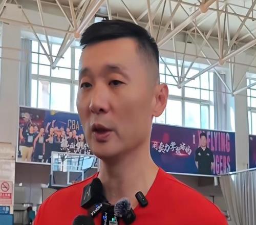 刘炜采访曝CBA外援政策弊端！无法给足保障，意向外援选择欧洲！