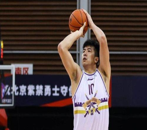 CBA官方公布北控男篮国内球员注册信息，沈梓捷、邹雨宸在列