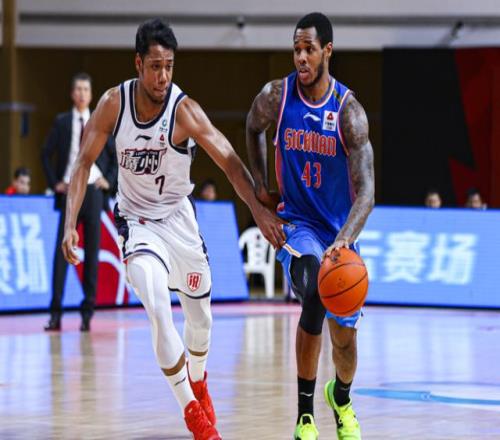 CBA最新消息！亨特或加盟山东男篮，北京首钢锁定第三外援