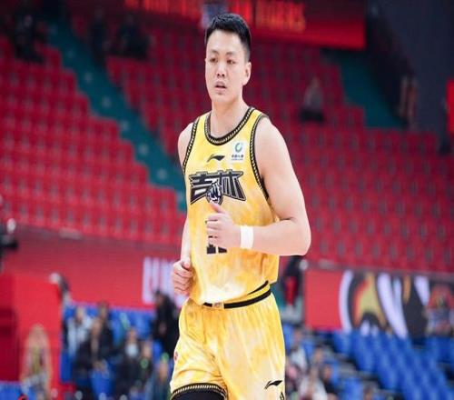 恭喜！CBA状元加盟辽篮，签2+1合同不要顶薪，一个技能媲美郭艾伦