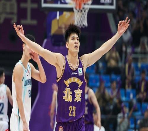 朱芳雨放大招，给陈国豪550万年薪！广东队两手准备，瞄准焦泊乔