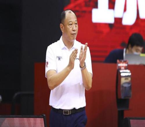 崔万军：相信在各方努力下辽宁女篮重塑辉煌的日子很快会到来