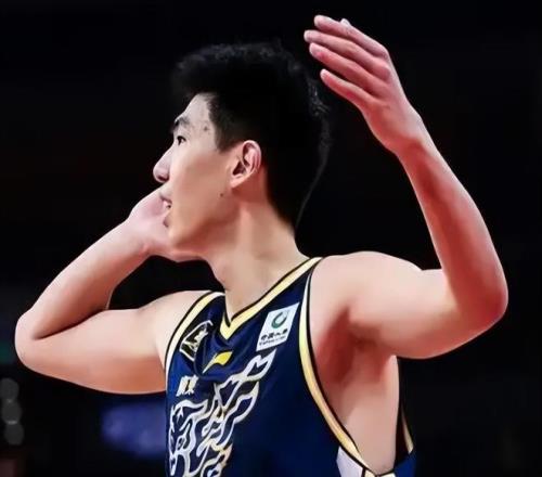 CBA三消息：徐昕申请交易，于米提转会山西，莫兰德回归辽宁