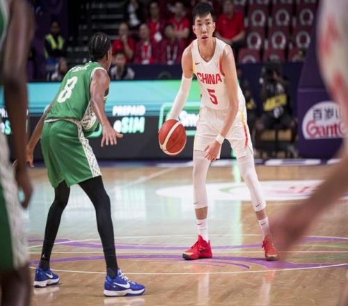 到了国际赛场立马露馅！北控后场新星这几年真是一点进步都没有