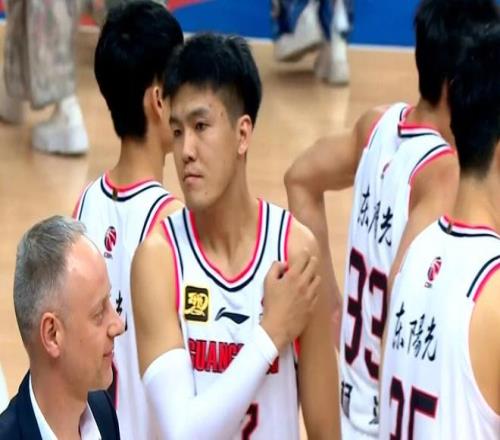 广东男篮弃将找到新工作，和北控男篮达成加盟意向，季后赛4+2