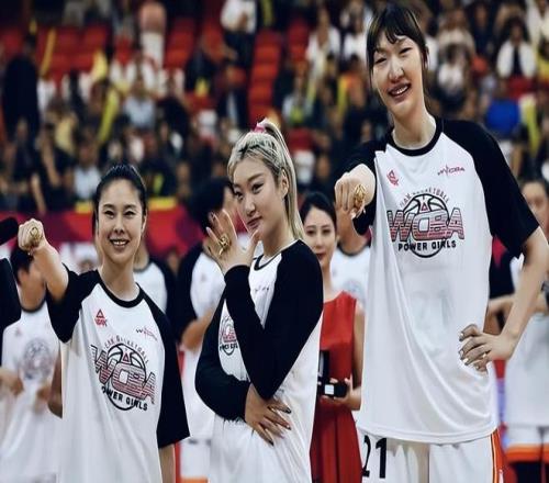 韩旭出走+签WNBA边角料！锦标赛四连冠后四川女篮放弃WCBA冠军