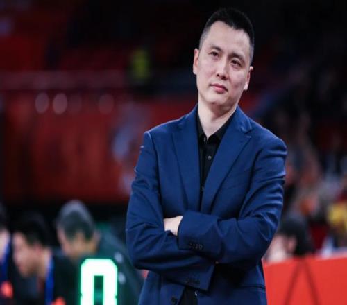 上海男篮最新消息！第三外援浮出水面，卢伟暂时离队，张镇麟痊愈