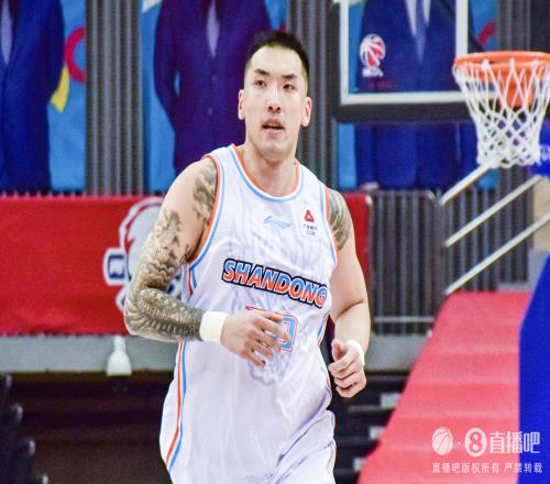 惨烈！山东&青岛各有3人犯满离场杨瀚森和克里斯均5犯