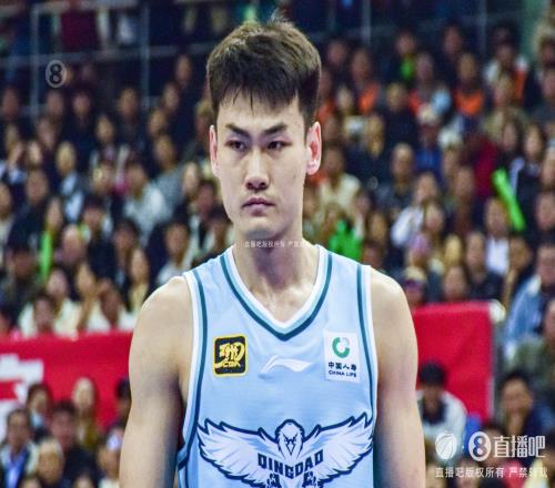 4人20+！媒体人：核心伤员回归让青岛人员轮转不再那么捉襟见肘