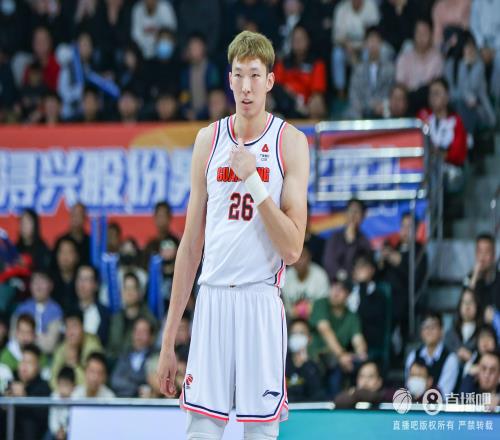 陈盈骏+周琦新赛季首钢这套潜在阵容什么水平