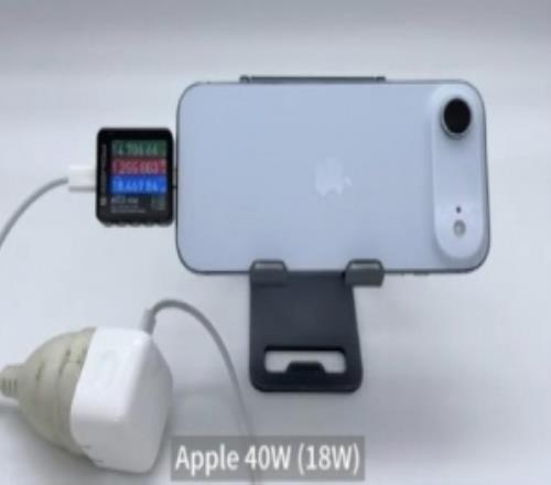 博主实测：iPhoneAir峰值充电功率18W19W充电速度17系列中垫底