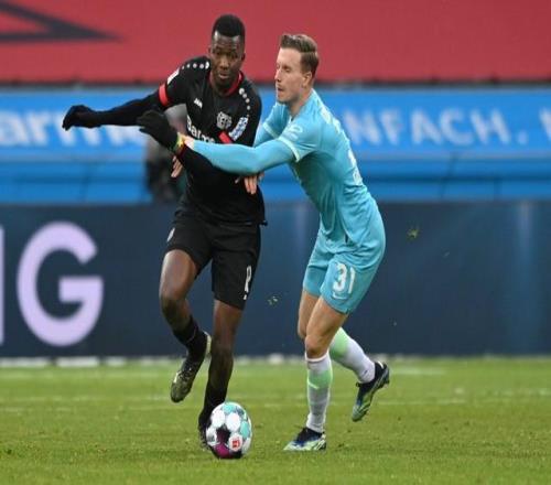 塔普索巴：在过去这一周，勒沃库森花了大量时间培养团队凝聚力