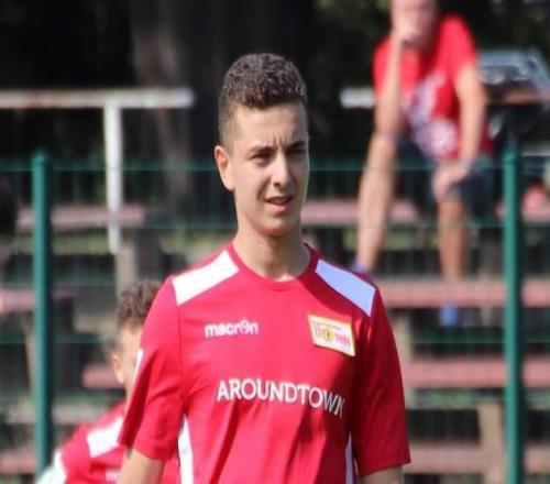 记者：巴萨明夏将会寻中锋，其对霍芬海姆的阿斯拉尼感兴趣