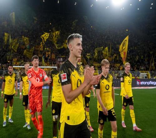 施洛特贝克：踢三中卫后我们在联赛保持不败多特要紧跟拜仁