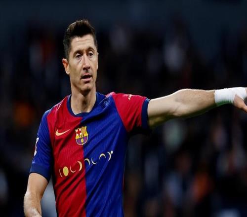 巴萨找到莱万最佳接班人，转会费需要8000万欧，两大豪门来抢人