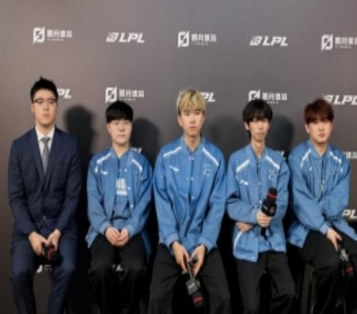 TT赛后群访Aki：后面比赛争取都赢下来每波资源团都要处理好