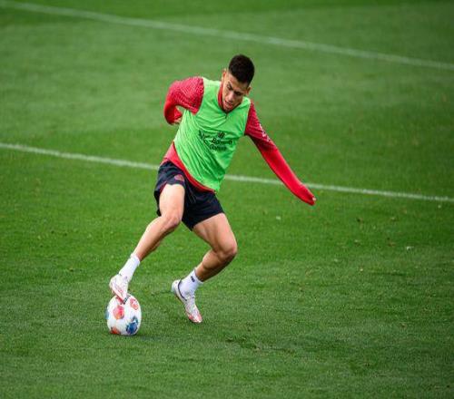 曼晚：若埃切韦里在药厂仍得不到机会，曼城或在冬窗提前召回