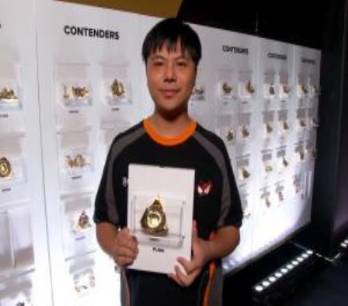 Xiaohai曾卓君EWC冠军底座选择：半场香槟Punk+饿狼冠军GO1+决赛对手Blaz