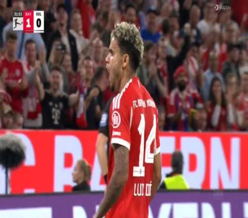 又是首秀破门，迪亚斯德甲首秀进球，拜仁生涯2场2球