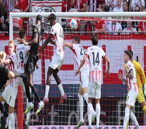 踢球者：弗赖堡急需改进定位球防守，这是他们成功的关键