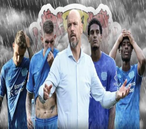 德媒谈滕哈赫下课：热衷俯卧撑训练无权参与球队交易