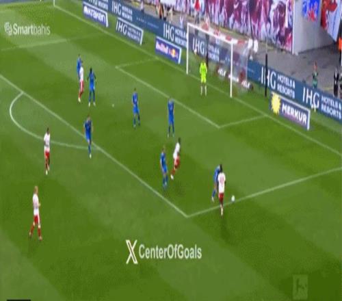 太骚了！罗慕洛脚后跟破门，作为舍什科替代者2500万欧加盟莱比锡