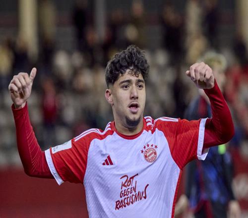 罗马诺：拜仁二队最佳射手德米尔坎离队，自由身加盟乌得勒支