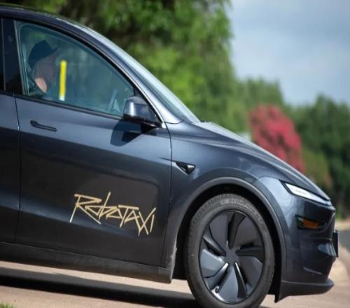 萝卜快跑美国版马斯克推出机器人出租车Robotaxi服务特斯拉美盘大涨10