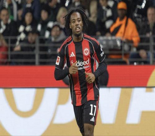 德天空：瓦希在法兰克福的未来不确定，球队愿意听取报价