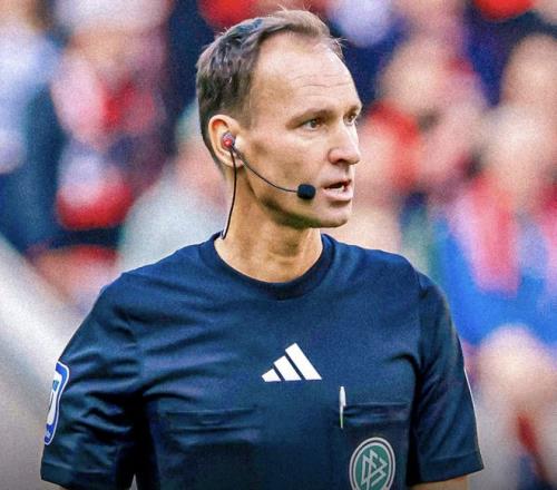 德国国家德比！官方：巴斯蒂安丹克特将执裁拜仁vs多特