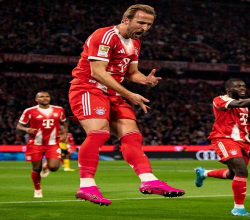 凯恩破僵局，7轮狂造15球，拜仁21多特豪取11连胜，追平德甲神迹