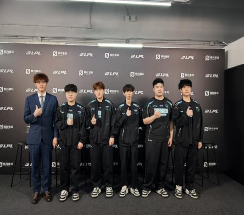 TT赛后群访HOYA：AL的团队性很好我们要更注重我们的团队配合