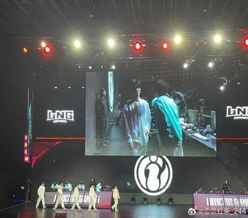 电竞圈内人谈IG报点风波：体感大屏幕与比赛约4s延迟理论上没用