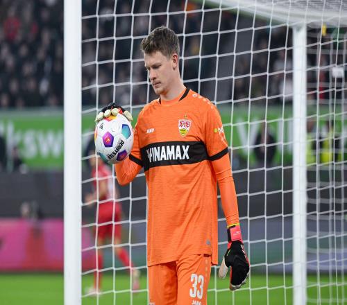 小赫内斯:诺伊尔离开对德国队是个遗憾,但这给努贝尔带来了机会