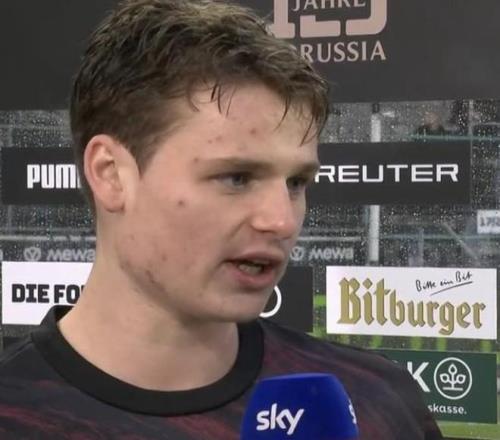 乌尔比希：队友们让我在场上踢得轻松很期待对阵老东家科隆