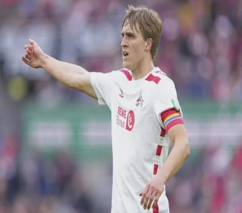 德媒：科隆后卫许伯斯膝盖严重受伤，大概率缺阵数月