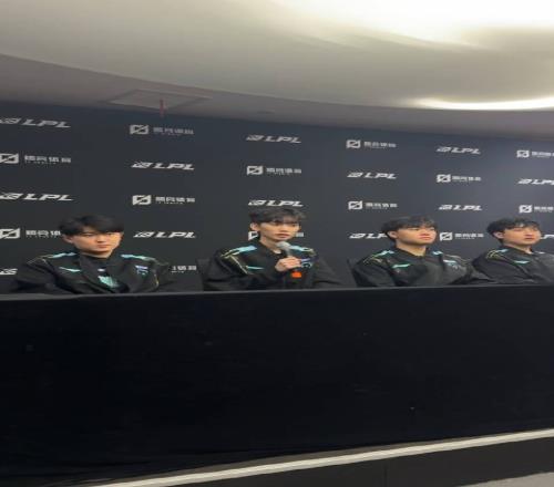 SeTab：由于是一盘定胜负的，所以进入游戏后打的时候更集中