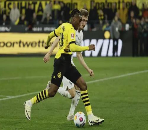 德国杯法兰克福VS多特蒙德：大黄蜂头号射手陷入低迷