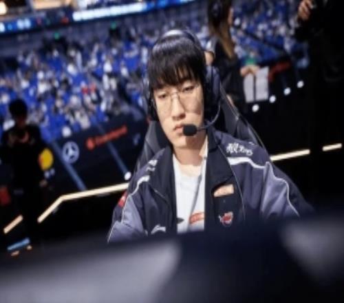 Tarzan:若在需要果断出击时能更敢于冒险,或许结局会有所不同 Tarzan:若在需要果断出击时能更敢于冒险,或许结局会有所不同