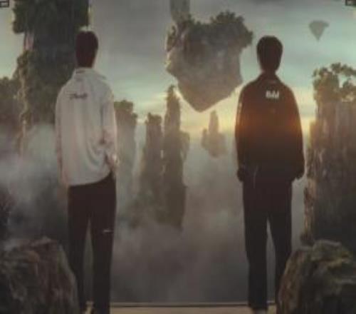 LoLEsports晒Bdd与Chovy背影：去铸就你的传奇