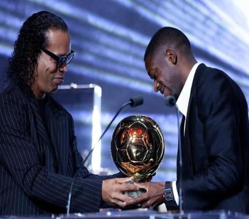 登贝莱：梦想成真，感谢在这段旅程中一直支持我的每一个人